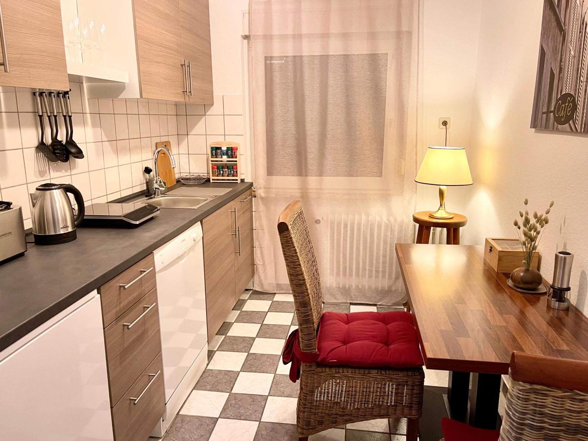Tunnel Apartment - Nordbahntrasse, Kontaktloser Self-Check-In, Netflix Wuppertal Buitenkant foto
